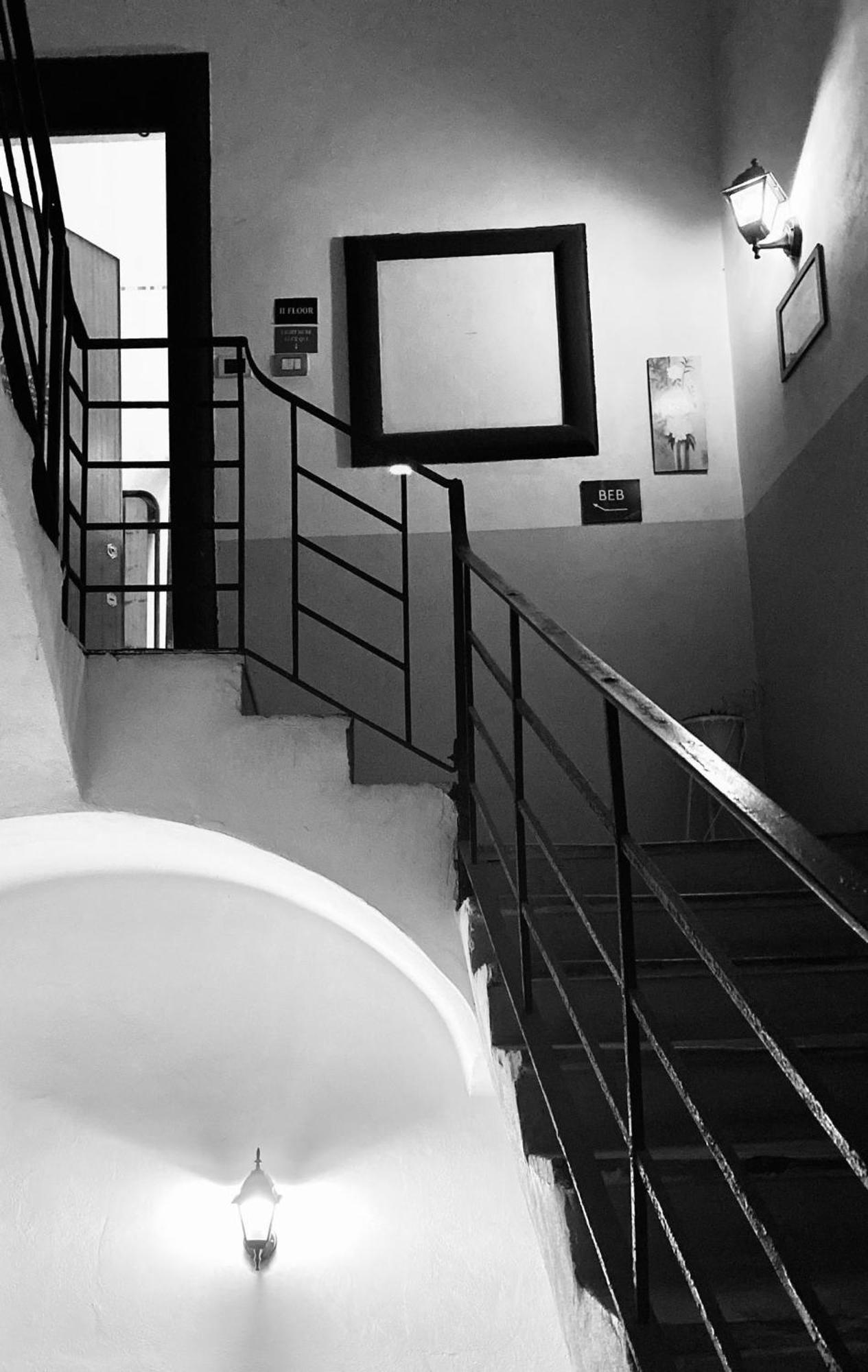 Superior Suite & Apartment Aeroporto di Catania Fontana Rossa Esterno foto