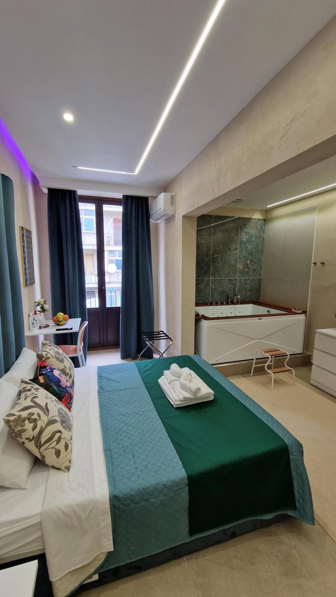Superior Suite & Apartment Aeroporto di Catania Fontana Rossa Esterno foto