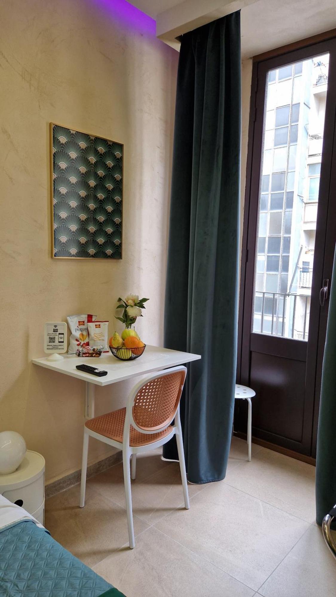 Superior Suite & Apartment Aeroporto di Catania Fontana Rossa Esterno foto