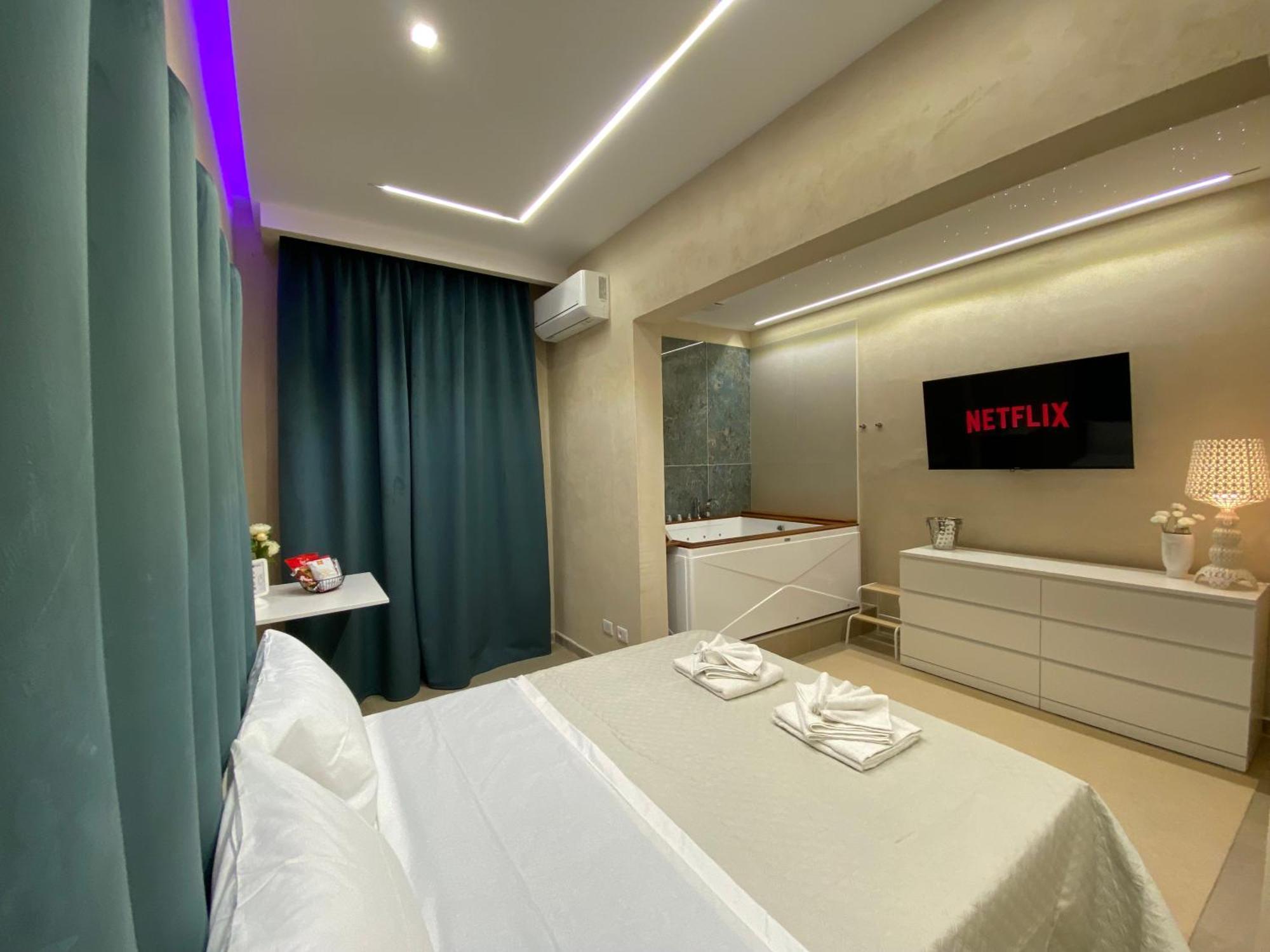 Superior Suite & Apartment Aeroporto di Catania Fontana Rossa Esterno foto
